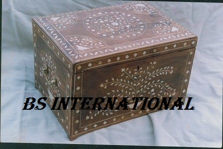 wooden box Manufacturer Supplier Wholesale Exporter Importer Buyer Trader Retailer in sambhal Uttar Pradesh India